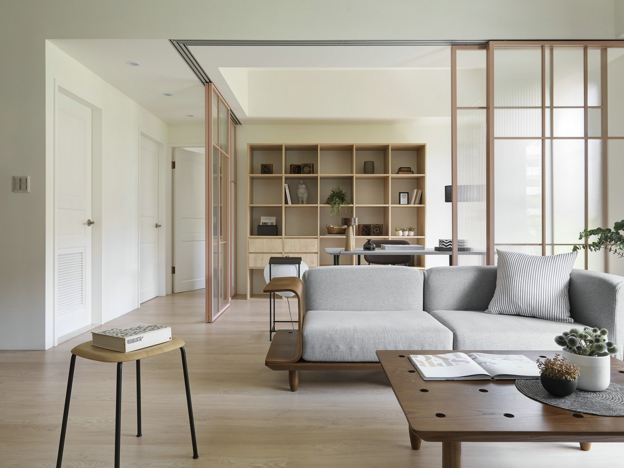 南京75平米現(xiàn)代簡(jiǎn)約風(fēng)，每個(gè)空間的設(shè)計(jì)都很贊!