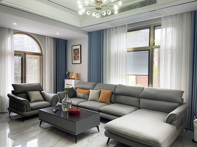 簡(jiǎn)約灰調(diào)空間靜逸，窗景閑情雅韻綿長(zhǎng)