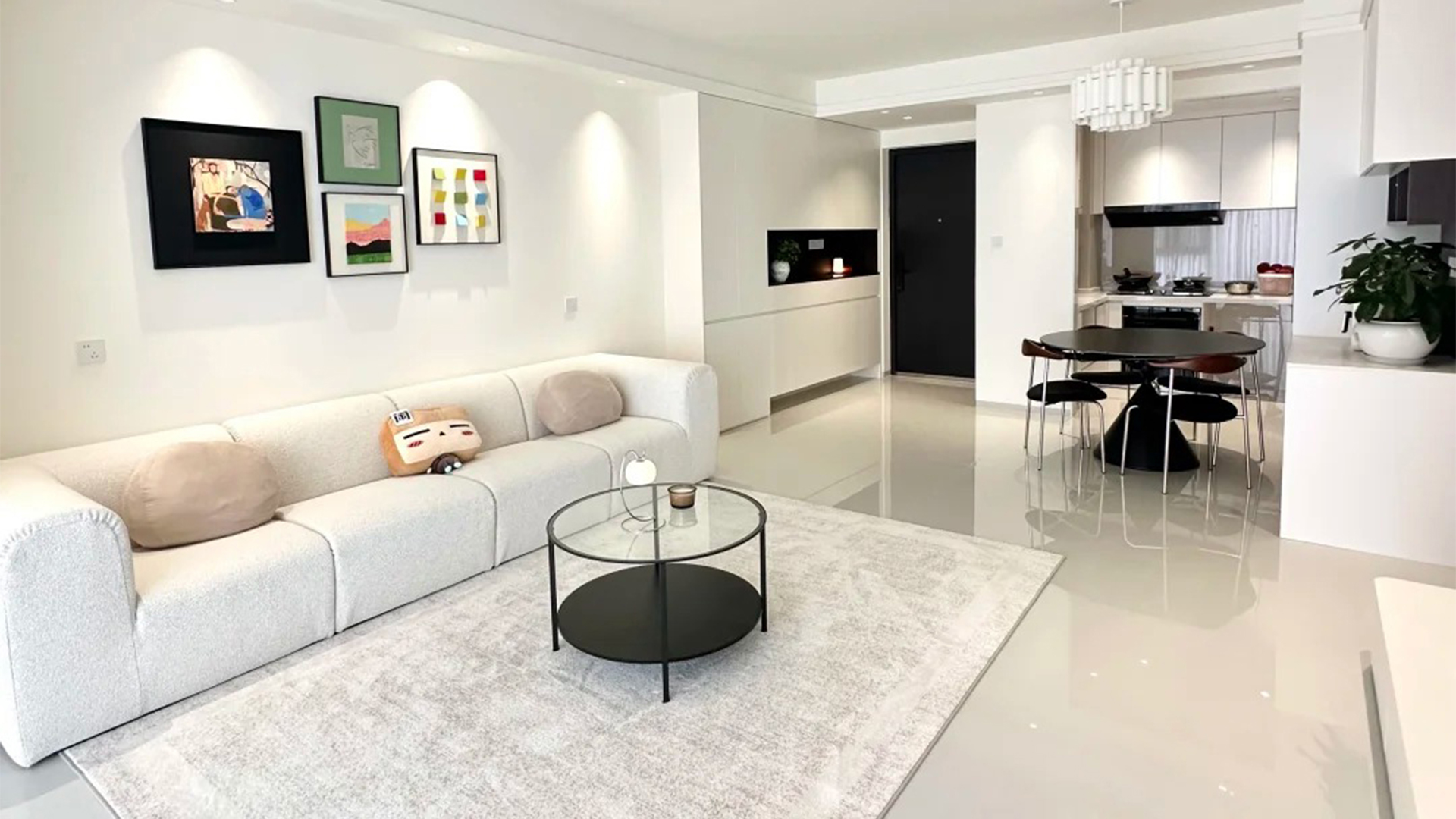 簡約風裝修淺色系與自然光營造通透治愈空間