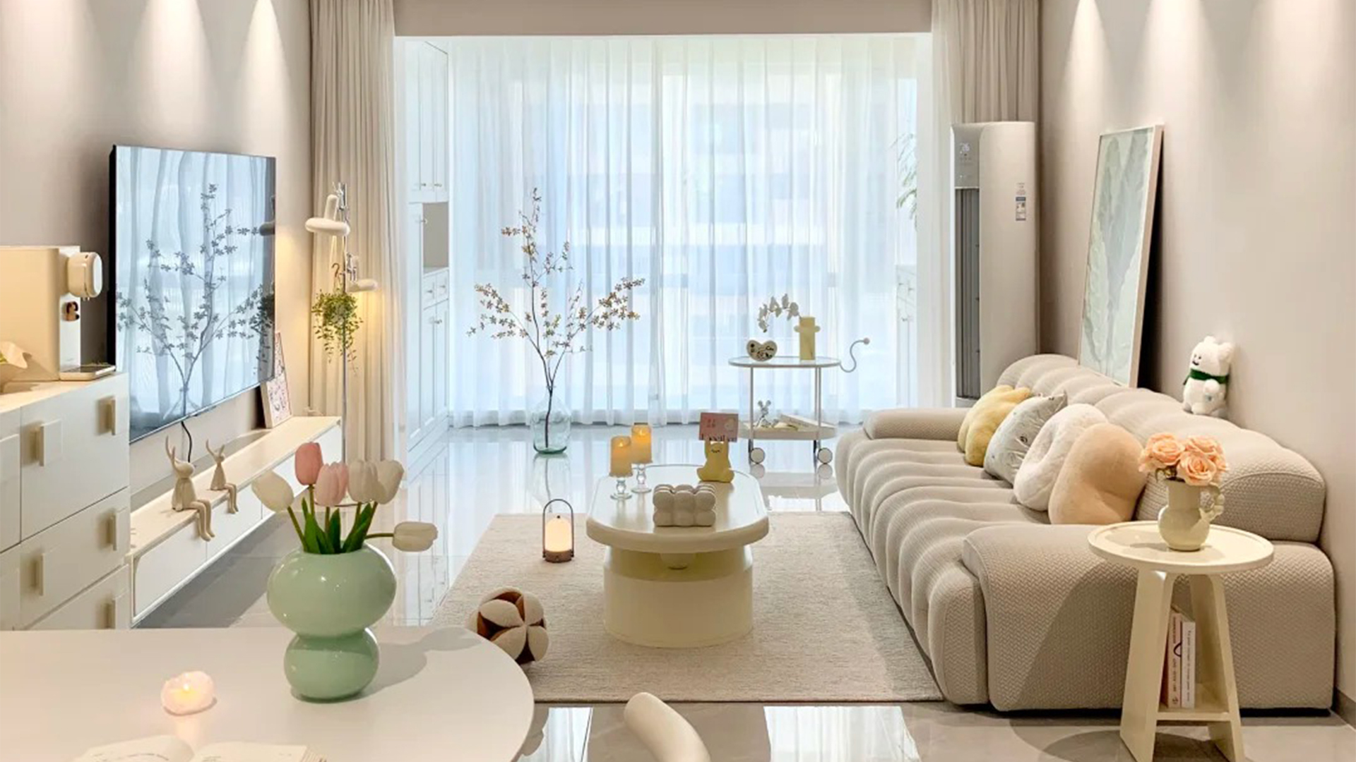 現(xiàn)代簡約風(fēng)淺色調(diào)設(shè)計(jì)打造明亮通透居住空間