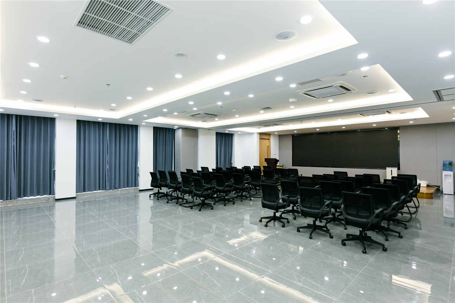 1775198068332844.jpg 1775198068332844.jpg